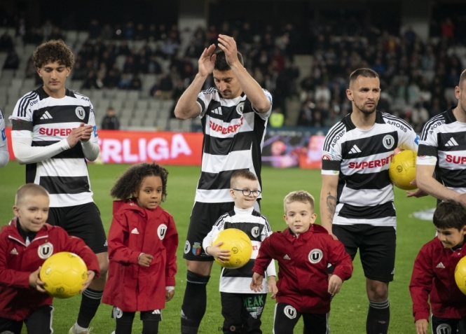 "U"-U Craiova 4-0 DMPO 13.04.2026